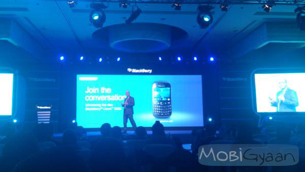 blackberry-curve-9220-launch