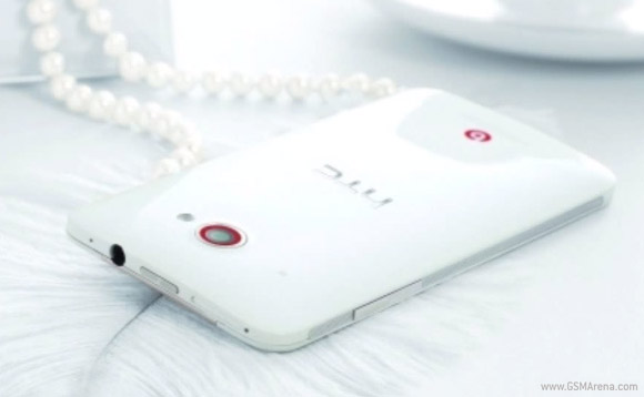 HTC-Deluxe-Leak-5
