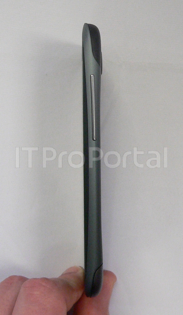 Htc-One-X-Leaked-2
