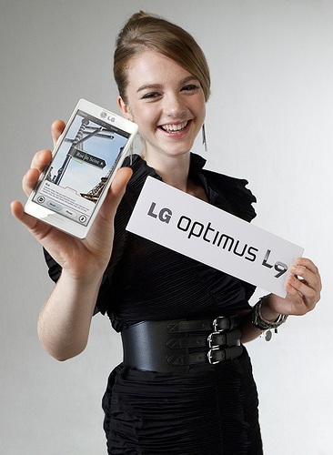 LG-Optimus-L9-launch