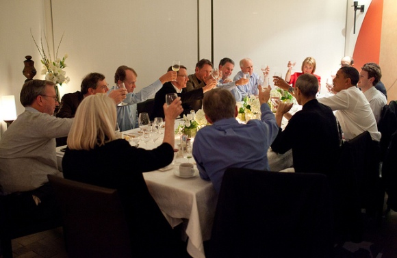 Steve Jobs had a dinner with President Obama 3 White-House-Dinner-2-580x580