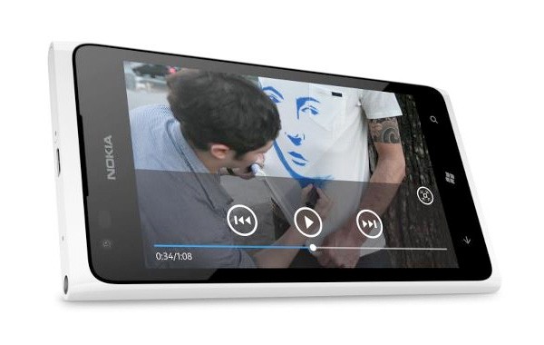 Global variant of Nokia 900 in White leaked by Nokia on Facebook (by mistake) 1 Nokia-900-White