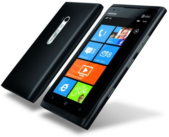 700-nokia-lumia-900 black_combo