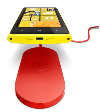 Nokia-Lumia-820-Charging-Pad-Leak-1
