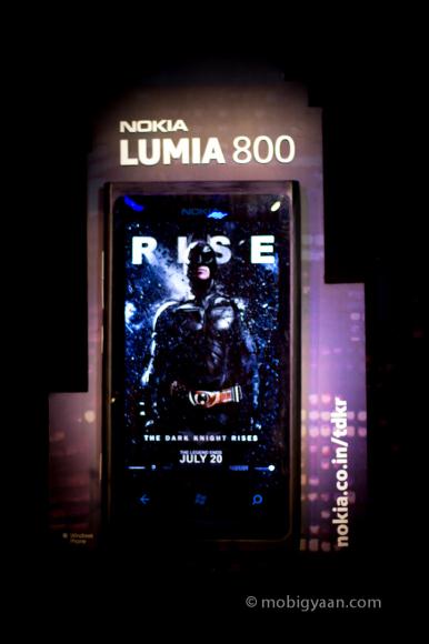 lumia-800-dark-knight-6