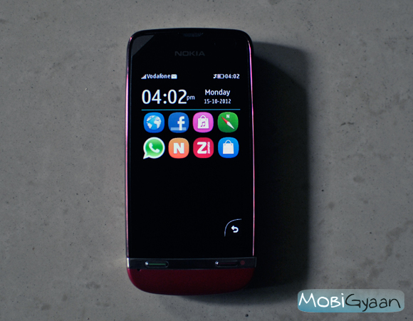 Review: Nokia Asha 311 1 main-home
