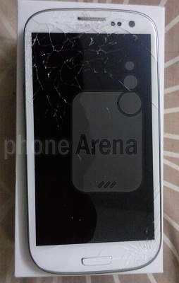 Galaxy-S-III-Screen-Cracked