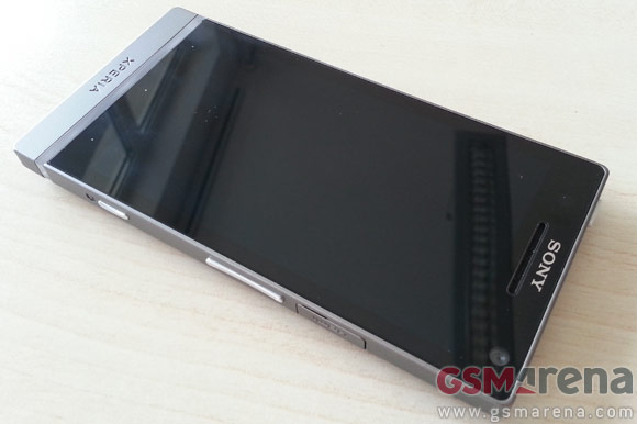 Sony-Xperia-SL-Leak-1