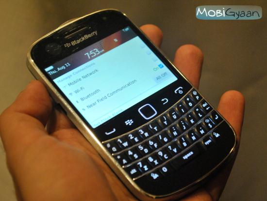 BlackBerry Bold 9900 : Hands-on Pics 1 1 550