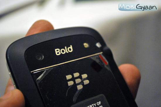 BlackBerry Bold 9900 : Hands-on Pics 2 2 550