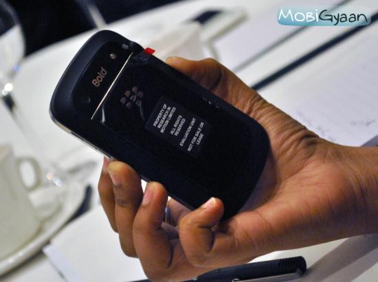 BlackBerry Bold 9900 : Hands-on Pics 5 5 550