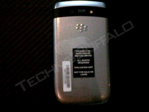 blackberry-torch-2-back