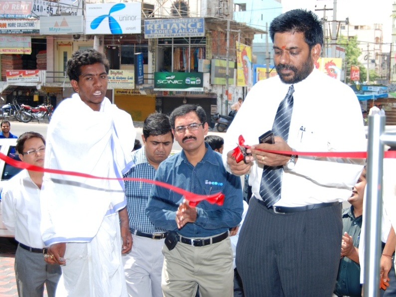 TATA_DOCOMO_Inaugurates_Second_Dive_In_Store_in_Hyderabad3