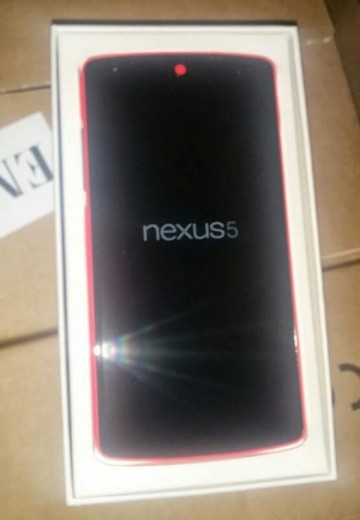 Red Nexus 5 retail box