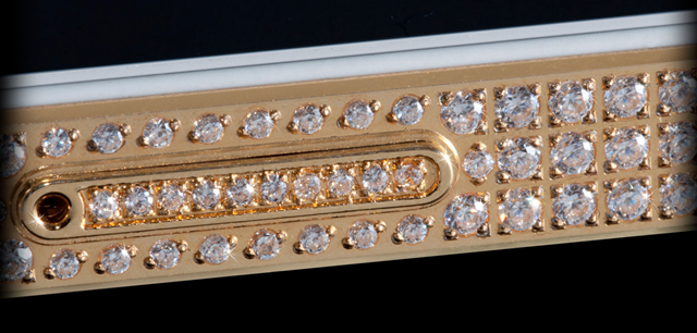 diamond and gold encrusted iPhone 5 2