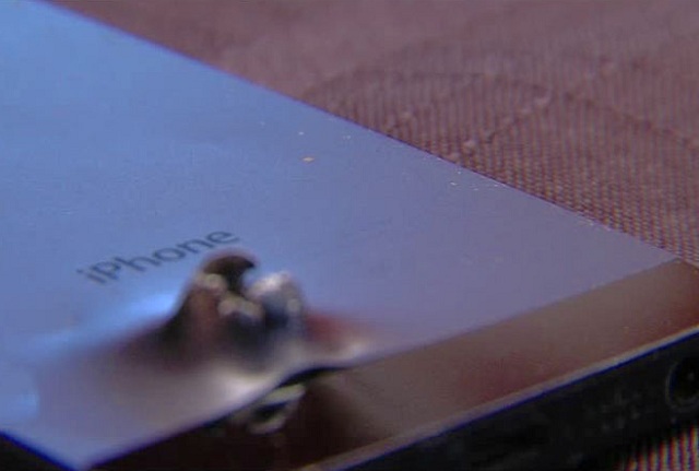 iPhone 5S saves soldier's life 3