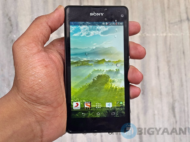 Sony Xperia Z1 Compact 4