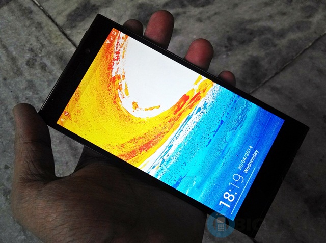 Gionee Elife E7 12