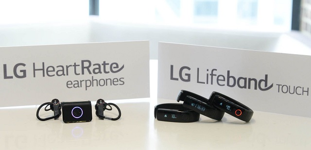 LG-Lifeband-touch-heart-rate-earphones 