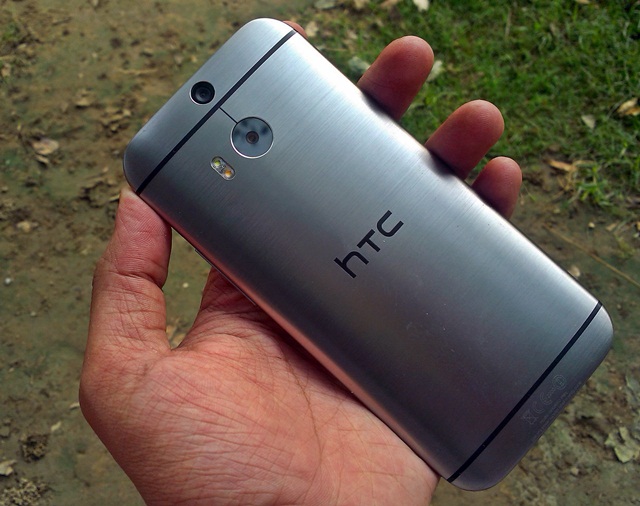 HTC One M8 1