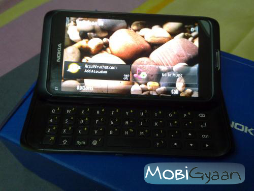 Nokia E7