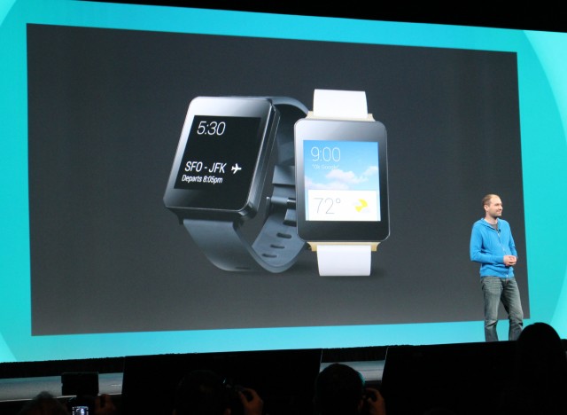 LG G Watch and Samsung Gear Live get updates before release