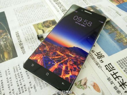 Oppo R7 pic leak 3