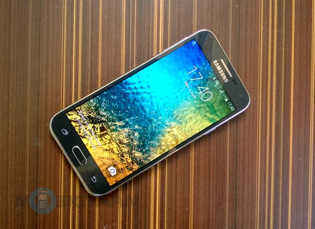 Samsung Galaxy E5 Review 1