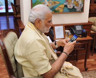 narendra-modi-android-app-launch