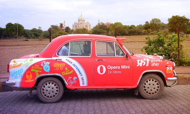 Opera-Web-on-Wheels-Wi-Fi-enabled-Car