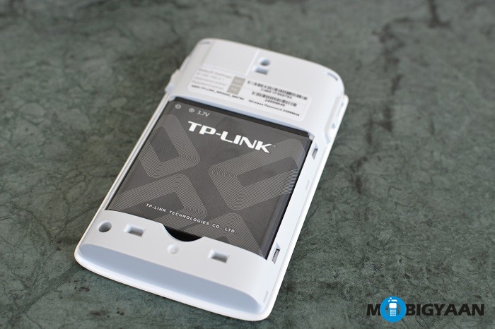 TP-Link Portable Battery Powered 3G4G Wireless N Router - Hands on images (10)