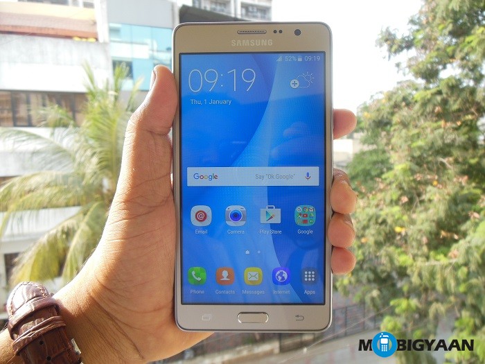 Samsung Galaxy On7 - Hands On (2)