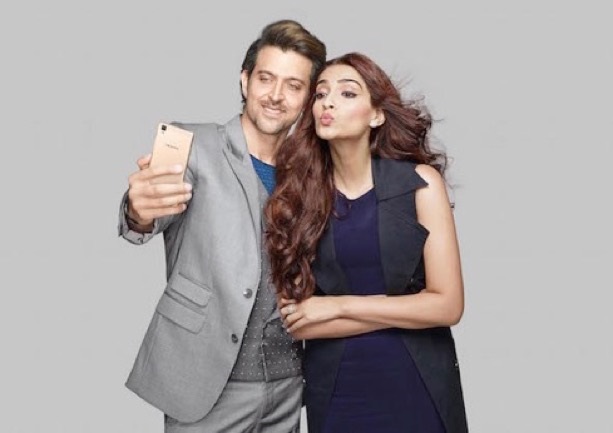 Oppo-brand-ambassador-hrithik-sonam