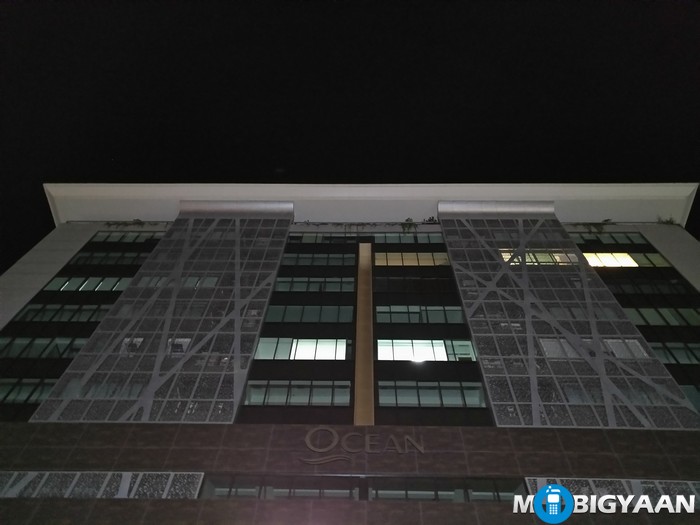 LeEco-Le-Max-Review-Night-Shots-building-closeup-hdr