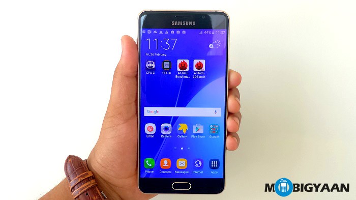 Samsung Galaxy A7 (2016) Review 3 Samsung-Galaxy-A7-2016-review-front-view