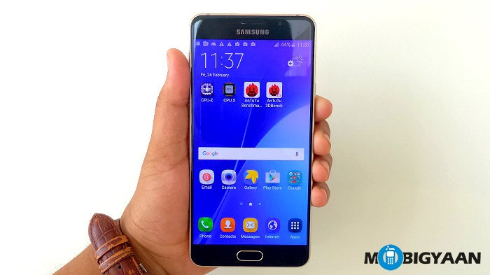 Samsung-Galaxy-A7-2016-review-front-view