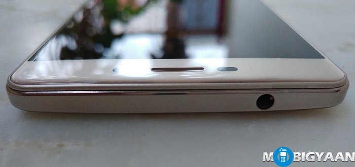 Coolpad Mega 2.5D Hands-on and Images 11 Top
