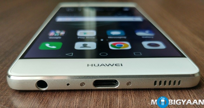 HUAWEI P9 Review - Is it the Ultimate Camera Phone? 12 Bottom Has A USB Type-C