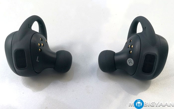 Samsung Gear IconX Wireless Earbuds Fitness Tracker Review 4 Samsung Gear IconX