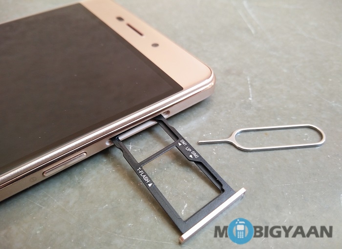 Coolpad Mega 2.5D Review 7 coolpad-mega-2-5d-review-sim-card-slot
