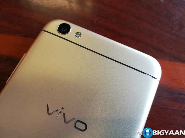 Vivo V5 Review - It's the Selfie-centric phone with 20 MP front camera 9 Vivo V5 review