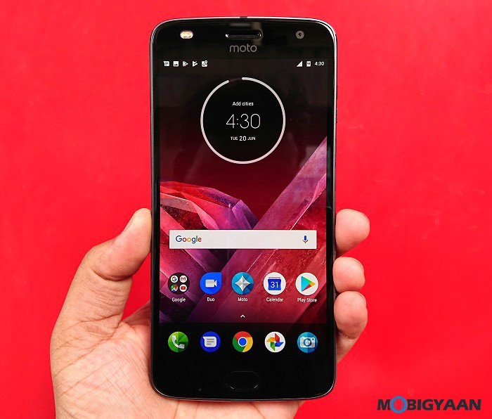 Motorola Moto Z2 Play Hands on Review Images 12