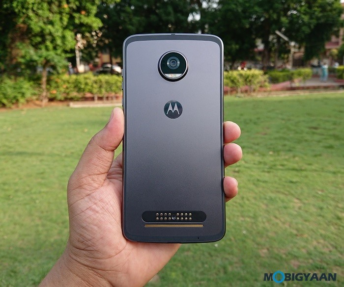 Motorola Moto Z2 Play Hands on Review Images 5