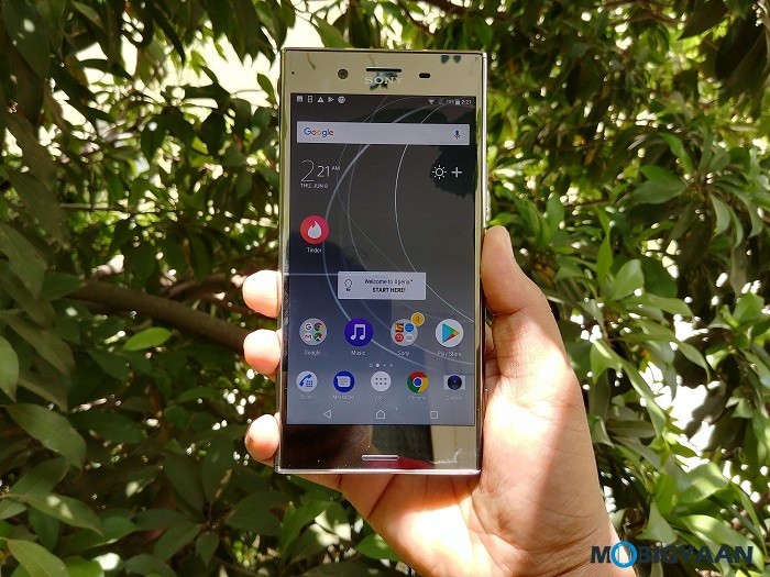 Here are the 10 reasons why we love Androids more than iPhones 2 Sony Xperia XZ Premium Hands on Review Images 5