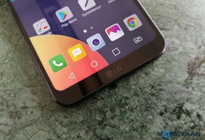 LG Q6 Hands on Review Bottom Front Images 6