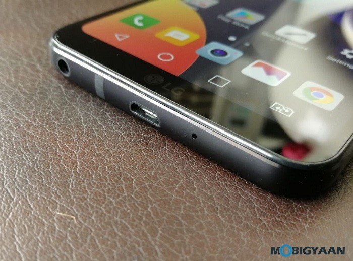 LG Q6 Review 8 LG Q6 Hands on Review Bottom Images 7