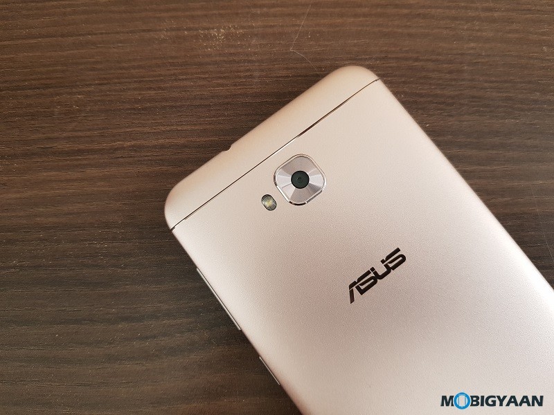 ASUS ZenFone 4 Selfie Hands on Review Images 8