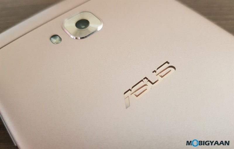 ASUS ZenFone 4 Selfie Hands on Review Images 9