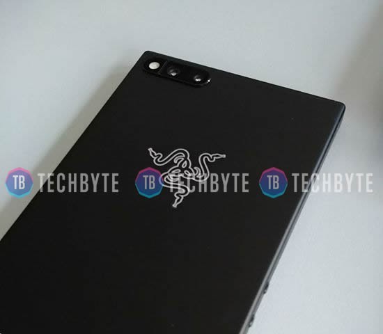 razer-phone-alleged-leaked-image-1