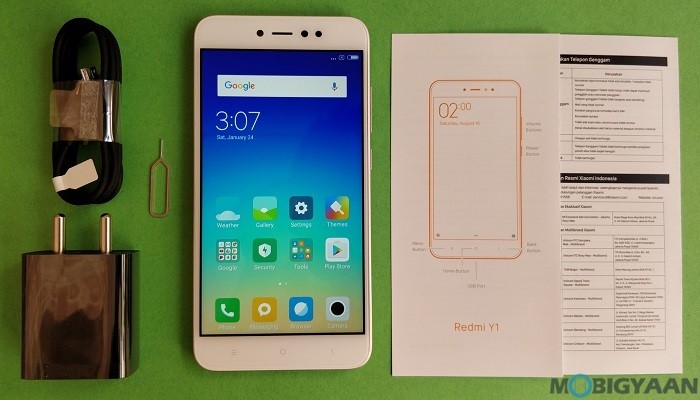 xiaomi-redmi-y1-review-box-contents